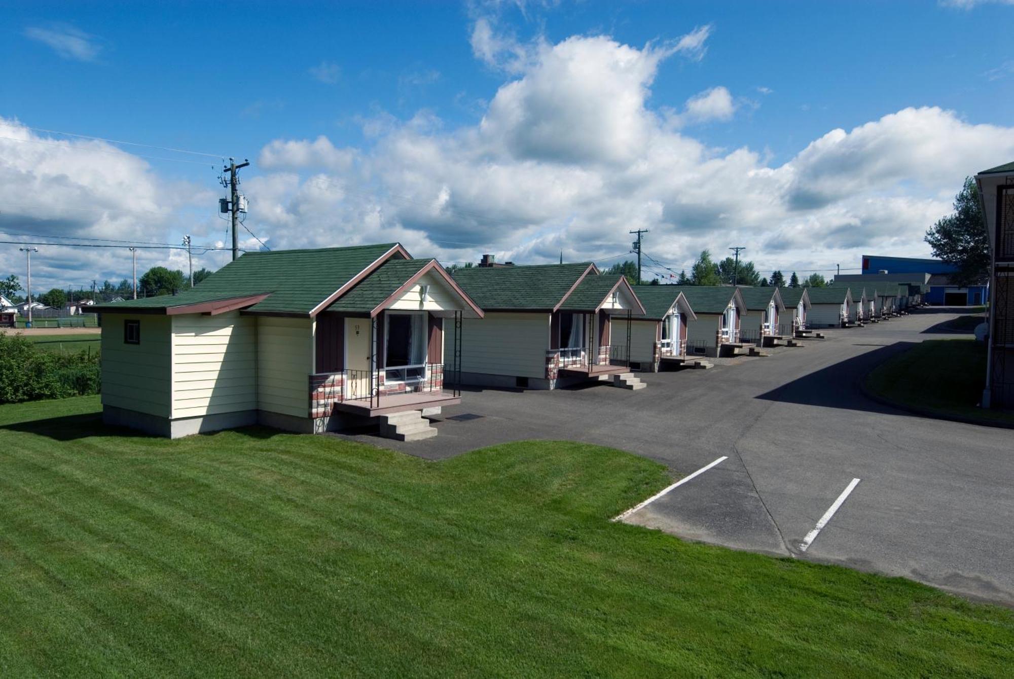 Daigle'S Motel Saint Leonard 외부 사진